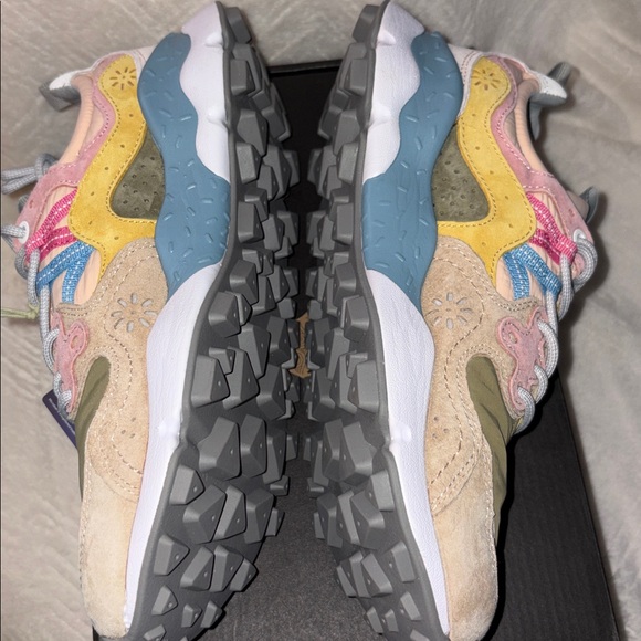 NWT Flower Mountain Yamano 3 Sneakers in Beige/Militare/Pink - Picture 10 of 13